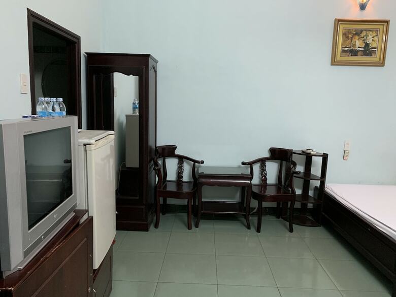 Oyo 945 Hong Ngoc Hotel