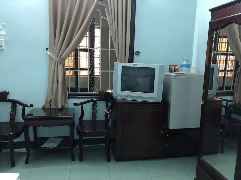 Oyo 945 Hong Ngoc Hotel
