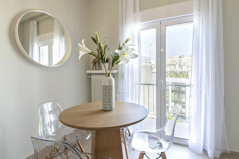 Dandelion Apartment With Acropolis View