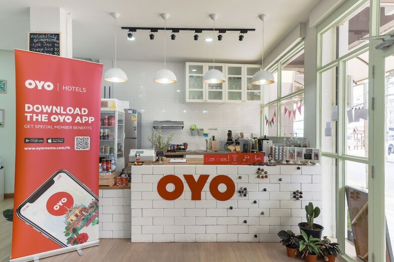 Hostal Oyo 724 Green Light Cafe&bed Hostel