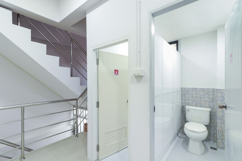 Hostal Oyo 724 Green Light Cafe&bed Hostel