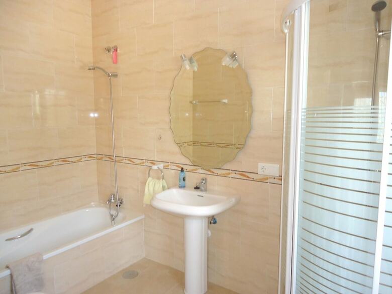 1051 Villa Al-andalus