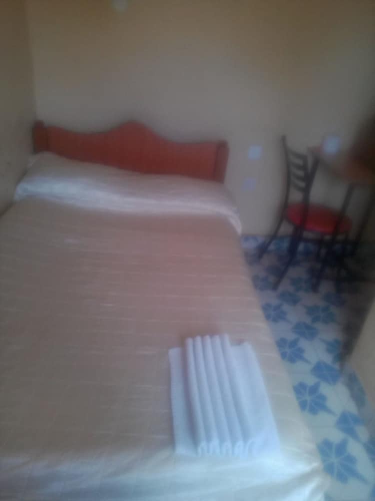 Royal Annex Hotel