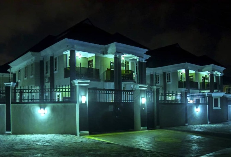 Hotel Btt Luxury