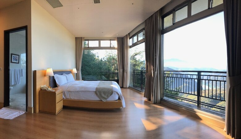 Hotel Cloudshometown