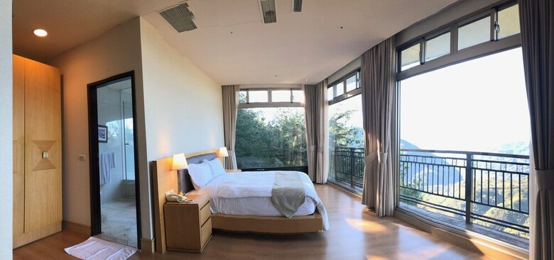 Hotel Cloudshometown