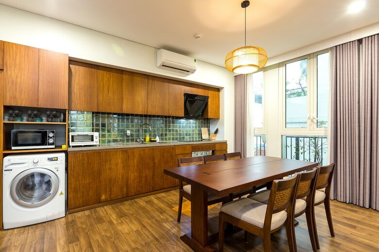 Aparthotel Oyo 906 Saka Residences