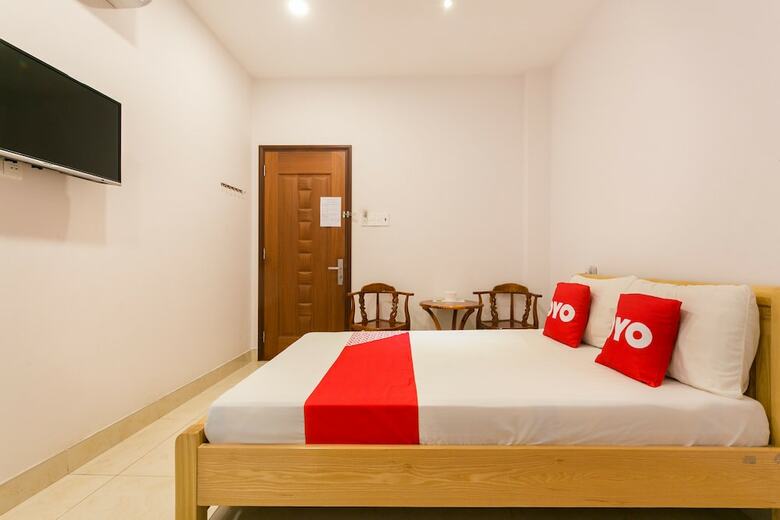 Hotel Oyo 866 Huong Lan 2
