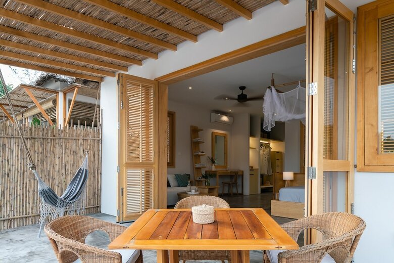 Hostal Chibu Riverside Cottages And Dorm