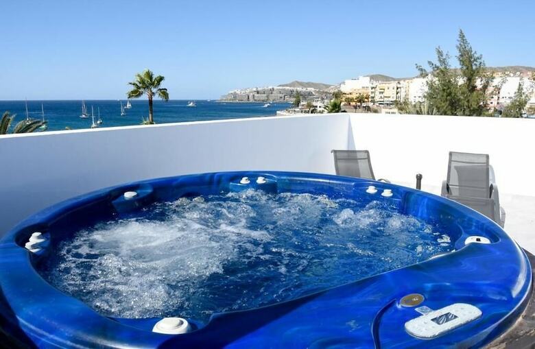 Apartamentos Pura Vida Beach Suites
