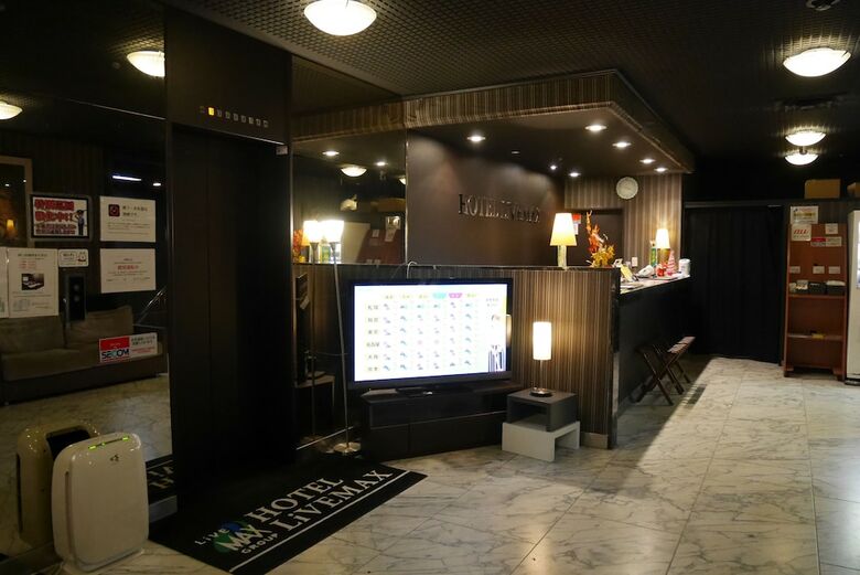 Hotel Livemax Yokohama-kannai