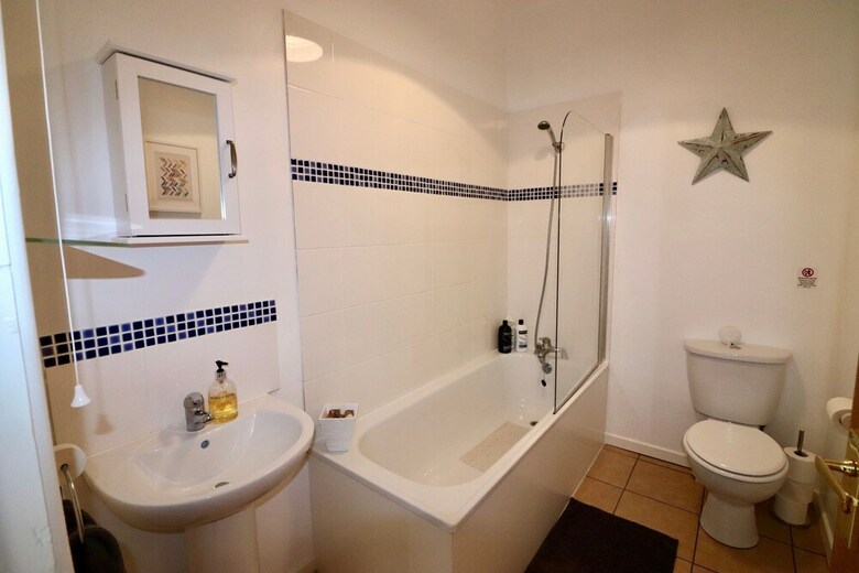 Apartamentos Large 2 Bed Apt Close To The Cathedral