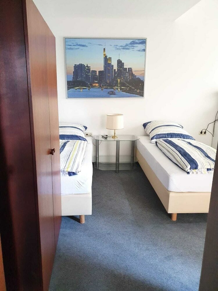 Hotel - Pension - Weller