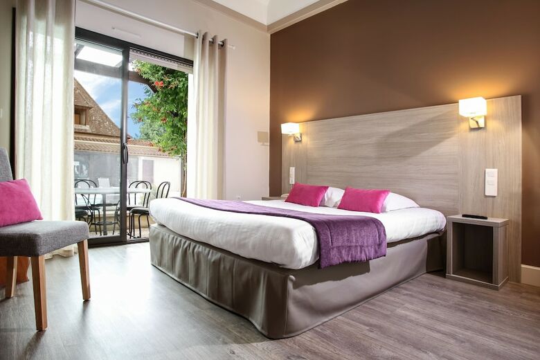 Hotel L'oustal de V�zac
