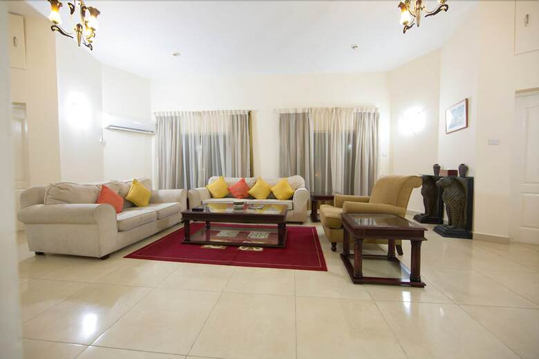 La Palm Royal Beach Hotel