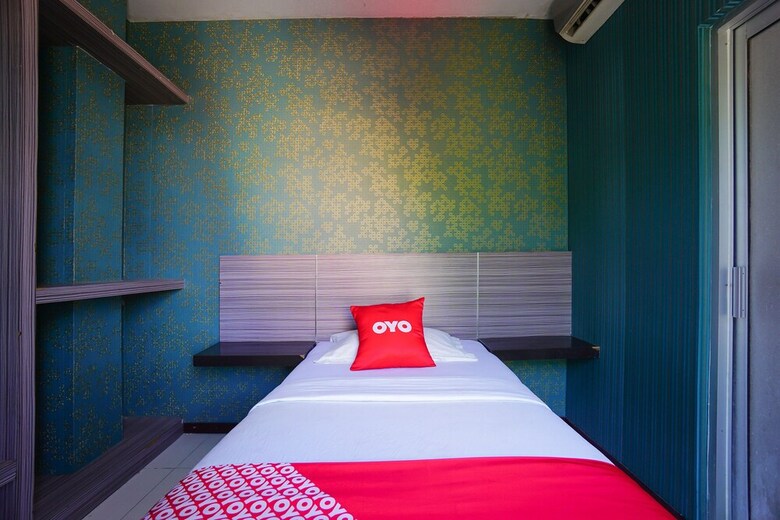 Oyo 2526 Hotel D'komo