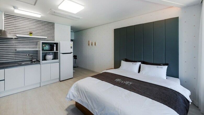 View Foret Pension