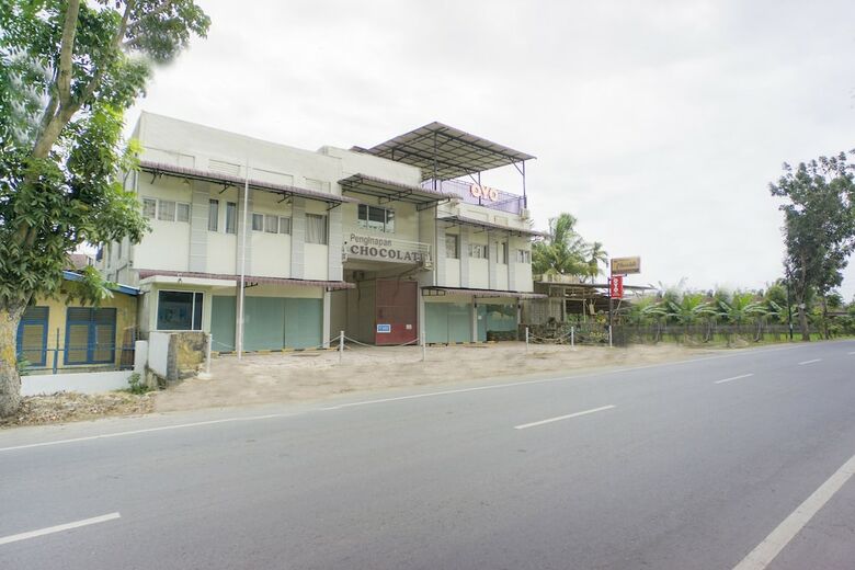 Hostal Oyo 2598 Hotel Chocolate