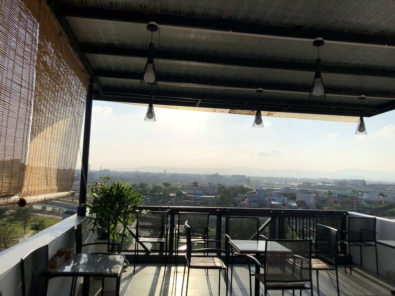 Coconut Hotel Ph� Y�n