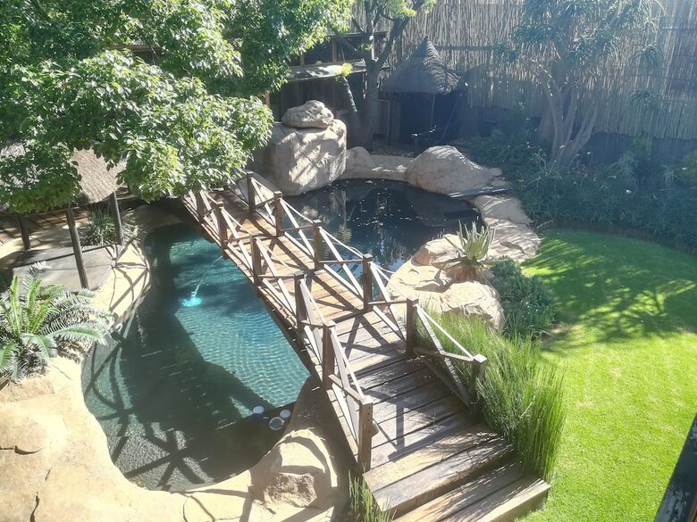 Bed & Breakfast Ikamu's Lodge