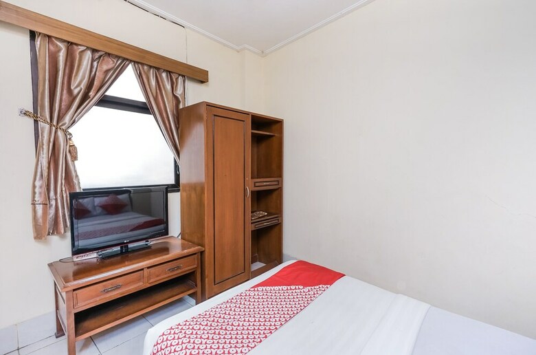 Oyo 2675 Hotel Sebelas Syariah