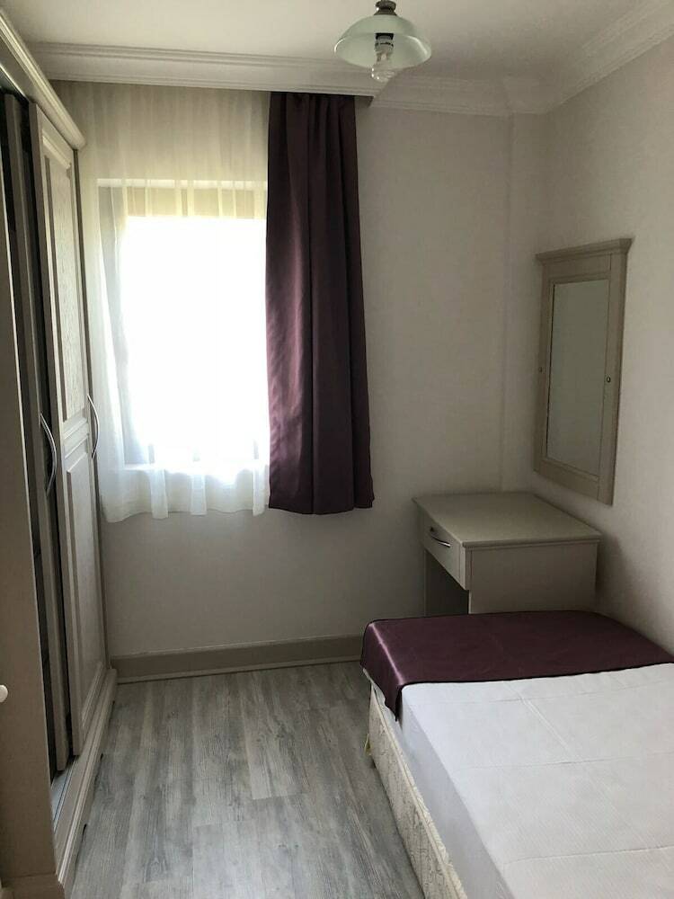 Parilti Evleri
