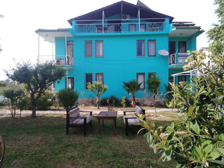 Hix Garden Apart Hotel