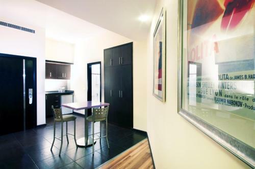 Aparthotel Suite Hotel Chrome - Beirut