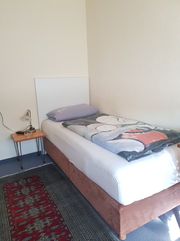 Hotel - Pension - Weller