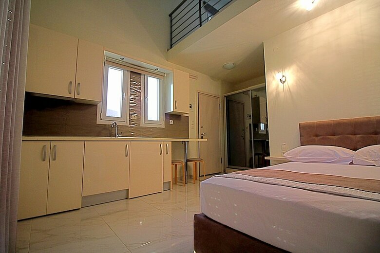 Aparthotel Sky Rays Luxury Apartments