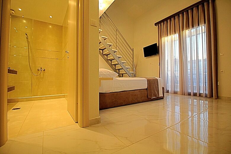 Aparthotel Sky Rays Luxury Apartments