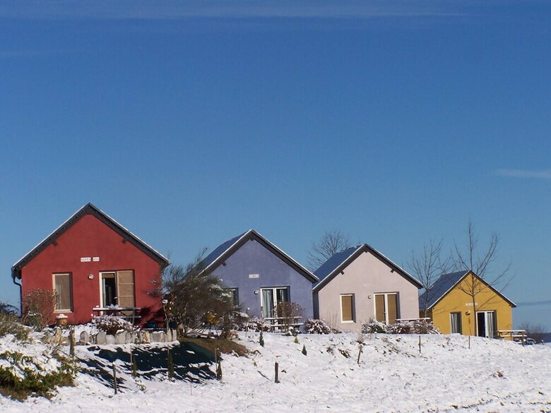 Les Hauts De Hurlevent Cottages