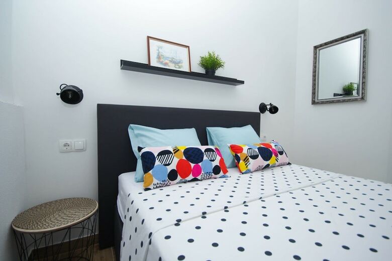 Friends And Family Apartments