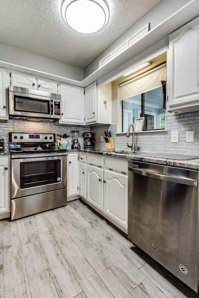182 Cathy Place By Forehand Rentals