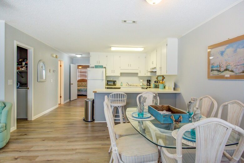 5508 Beach Drive By Forehand Rentals