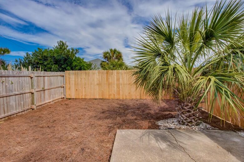 5508 Beach Drive By Forehand Rentals