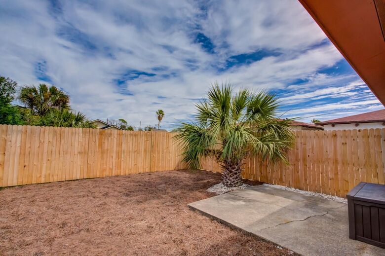5508 Beach Drive By Forehand Rentals