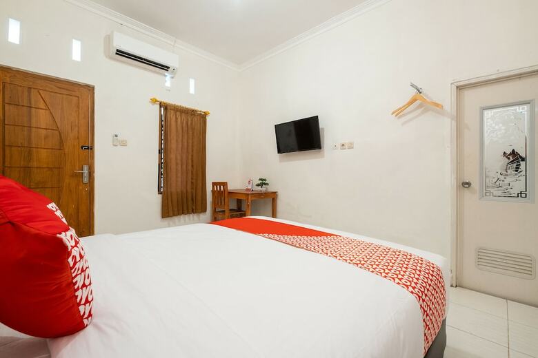 Hostal Oyo 2711 Come Well