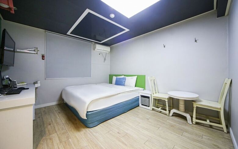 Hotel Z Motel