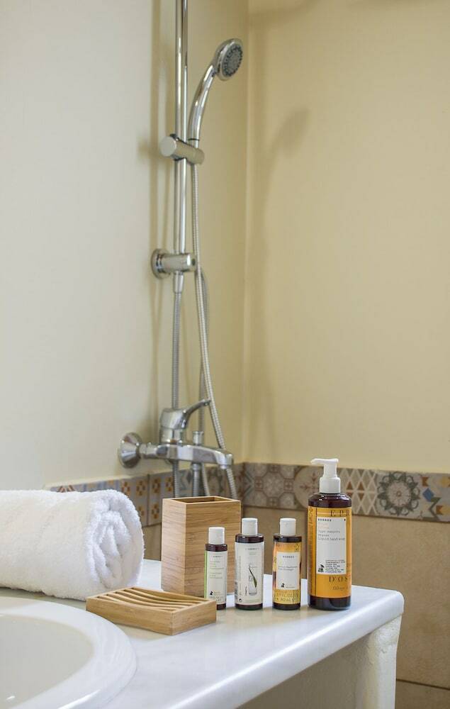 Mykonos Psarrou Villa For 18 Persons By Villarentalsgr