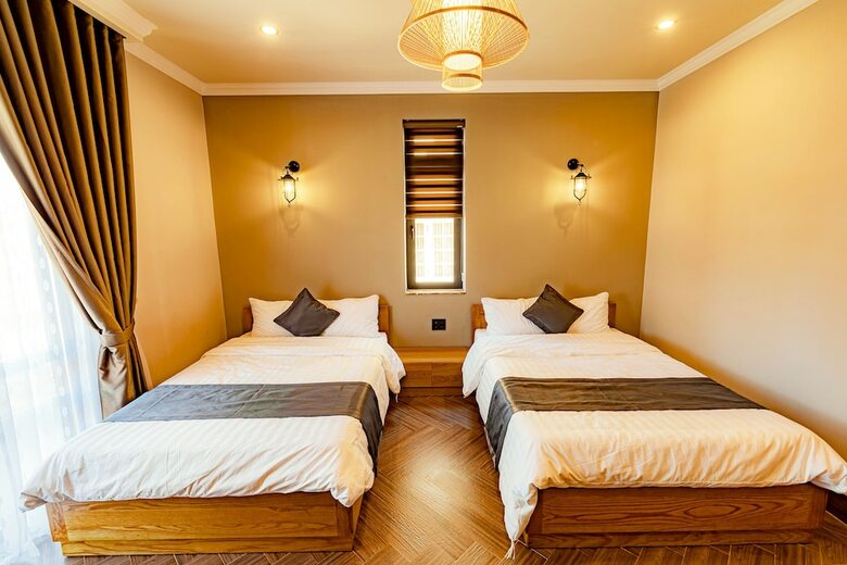 Nv Hotel