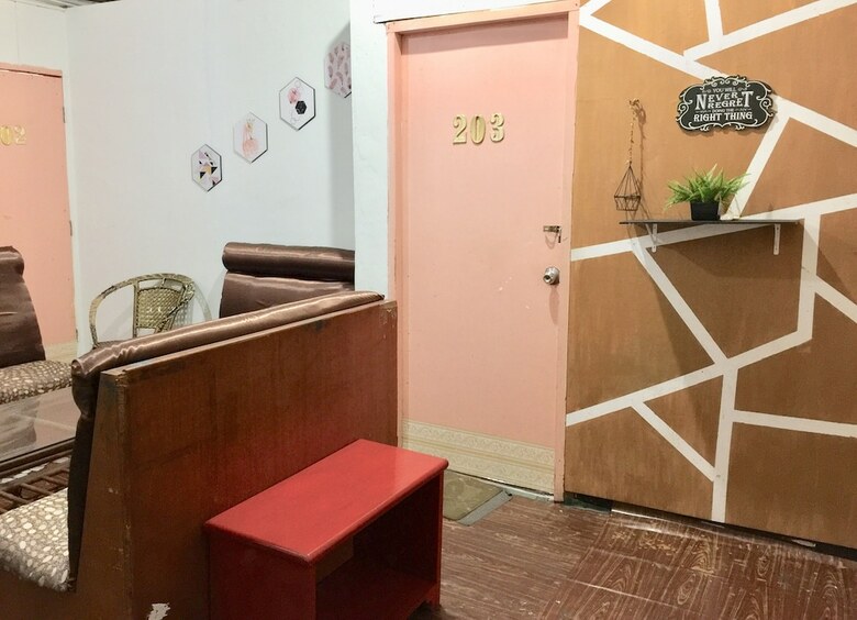 Hotel Pesona Backpackers Inn
