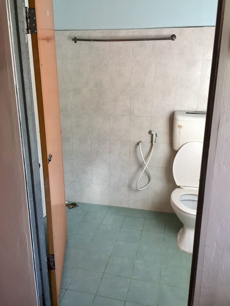 Hotel Pesona Backpackers Inn