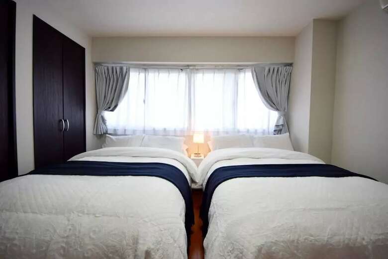Apartamentos Y's O Bldg