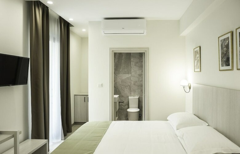Roseum Boutique Hotel