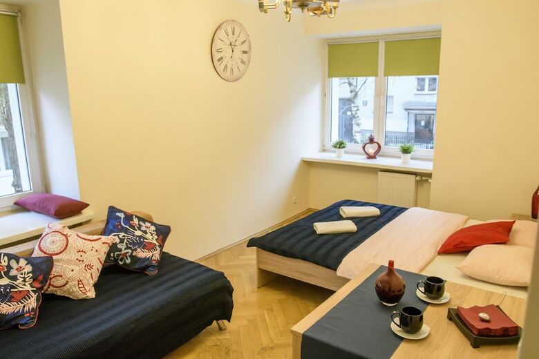 Golden Center Apartment