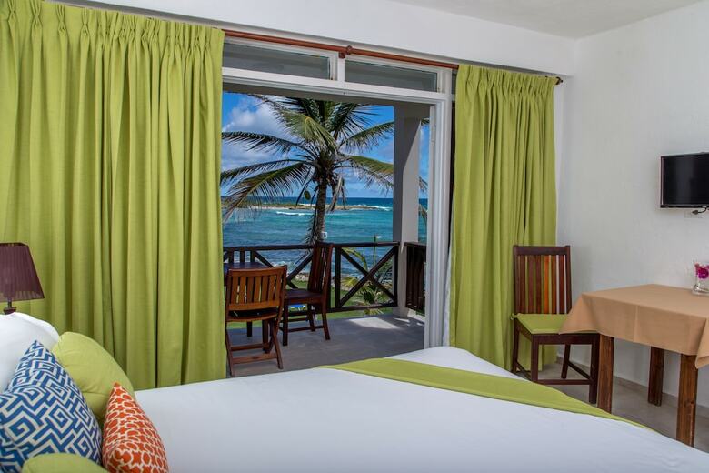 Aparthotel Ocean Spray Apartments
