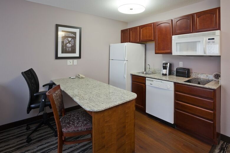 Grandstay Residential Suites Hotel- Saint Cloud