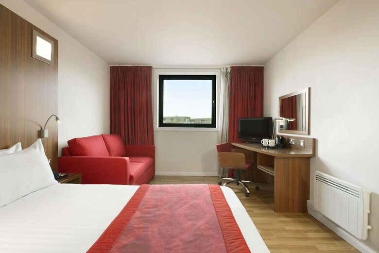 Hotel Ramada Encore By Wyndham Newcastle-gateshead