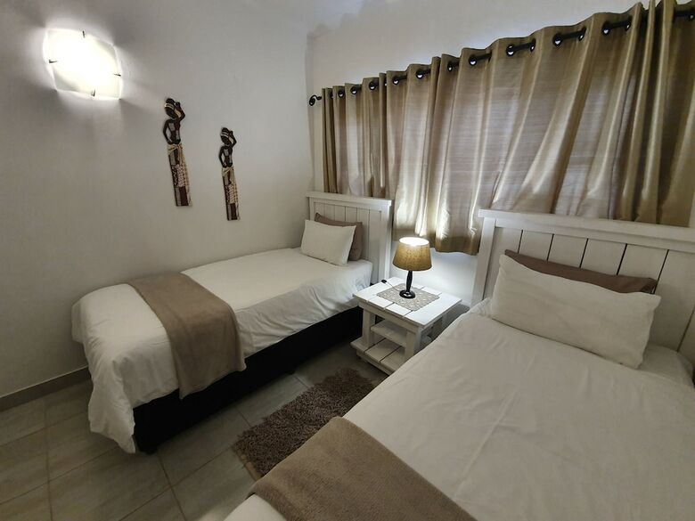 Hotel Ndiza Lodge & Cabanas